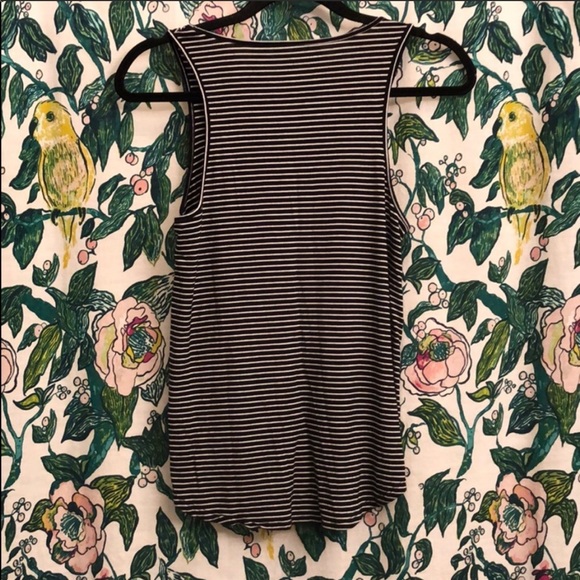 American Eagle Striped Floral Tank Top - Picture 5 of 5